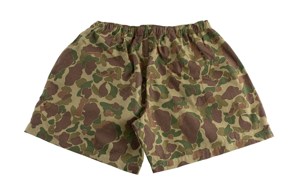 Shorts de baño Atoll Beach con estampado de camuflaje de jungla y piel de rana