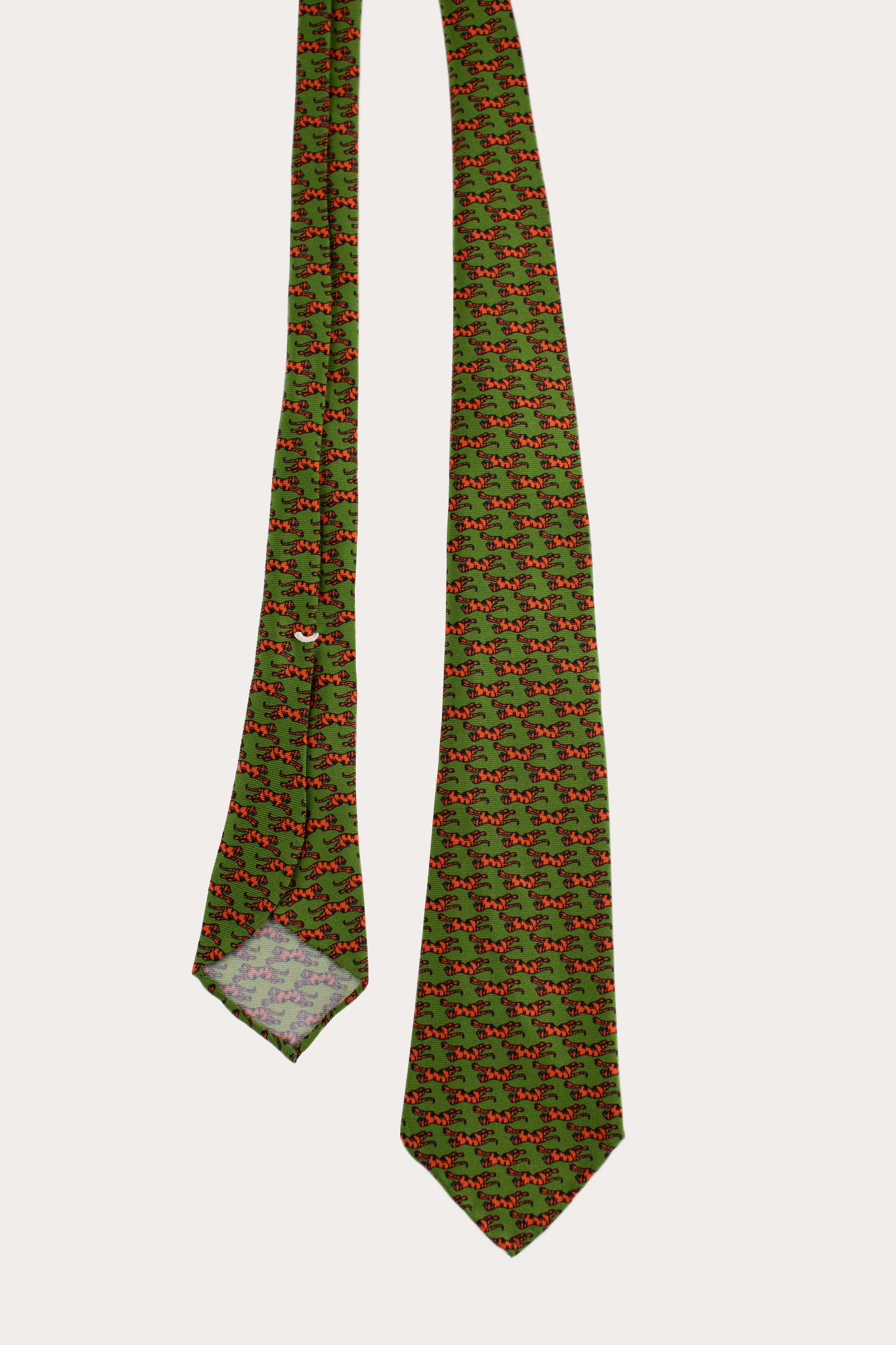 Green Tiger Print 36oz Hand Rolled Silk Necktie