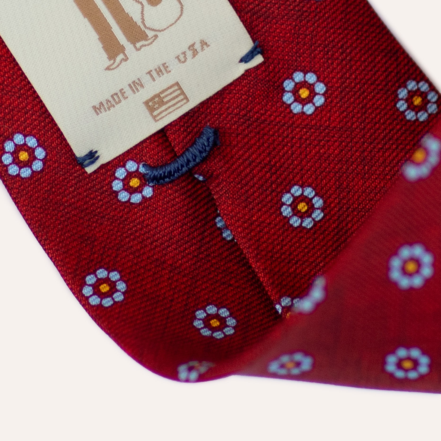 Corbata de seda laminada a mano de 36 oz con estampado de flores rojas