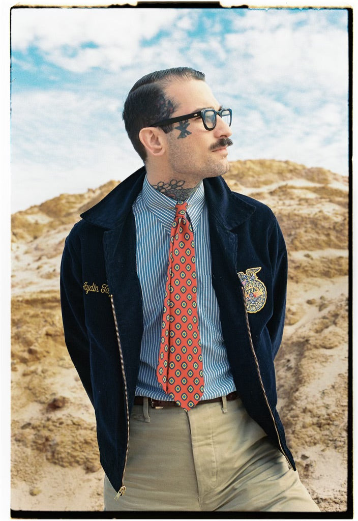 Corbata de seda laminada a mano de 36 oz con estampado cuadrado redondeado rojo